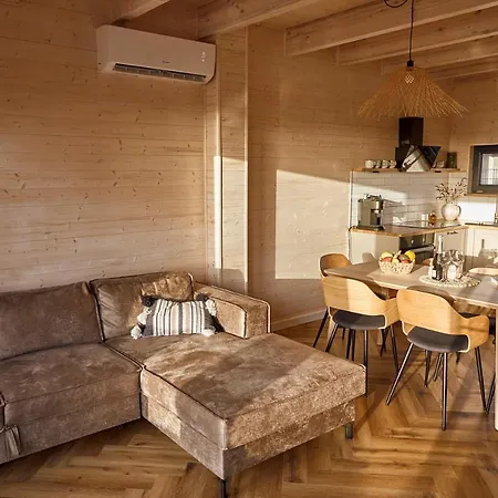Prázdninový dům Wood House Podgrzewany Basen I Balia Trzęsacz
