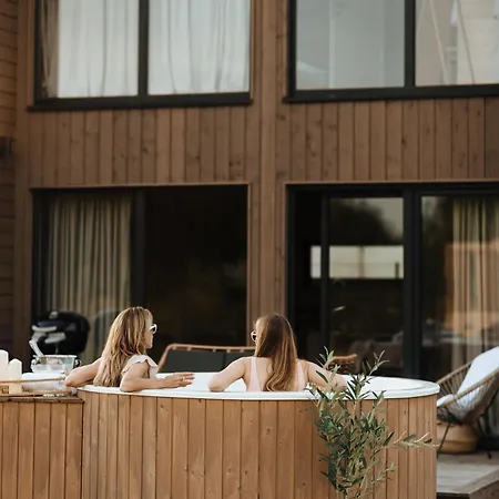Wood House Podgrzewany Basen I Balia Trzęsacz
