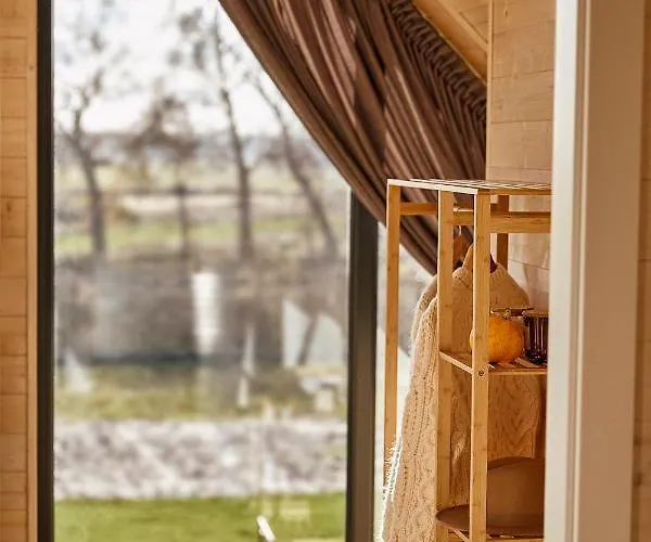 Wood House بيت للعطل تشوستش