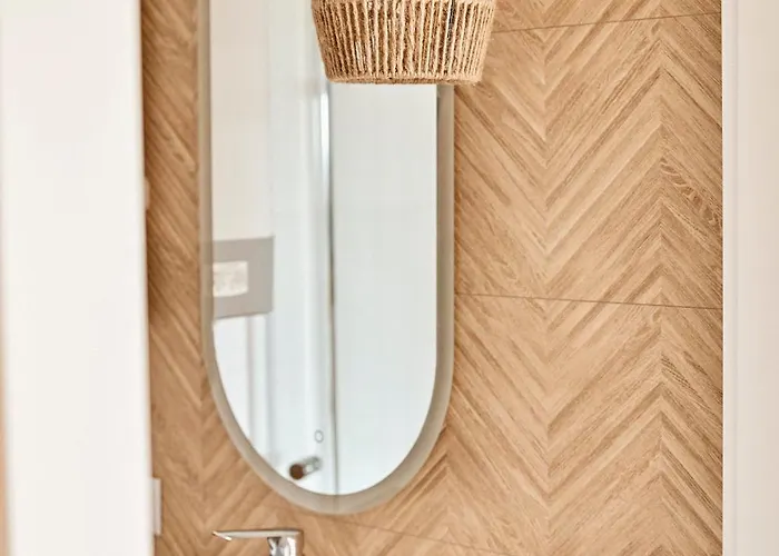 Wood House تشوستش