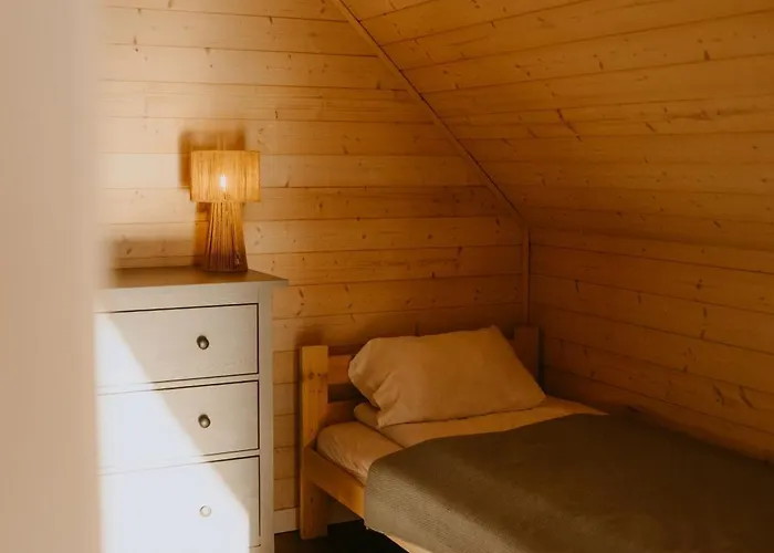 Wood House بيت للعطل *