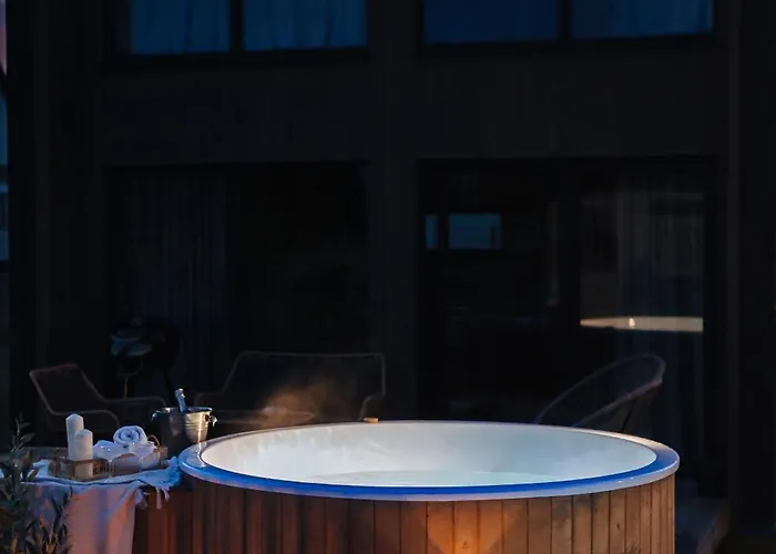 Ferienhaus Wood House *