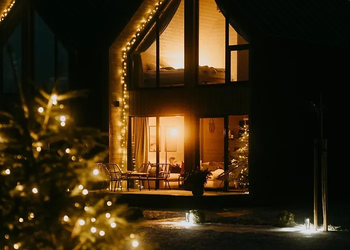 Wood House تشوستش